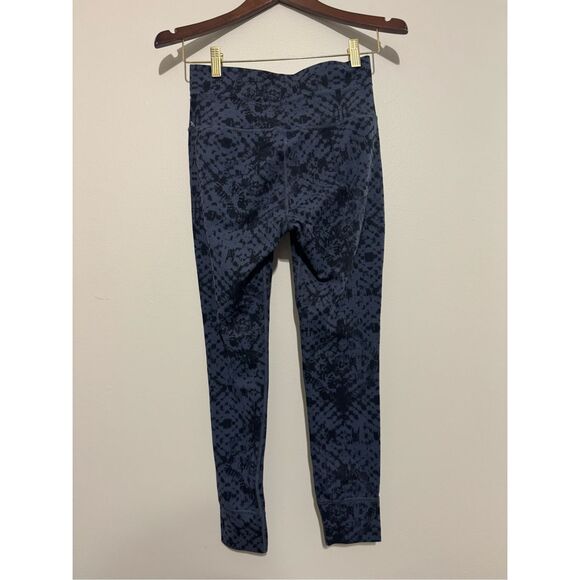 VUORI Womens Size Small Daily Ocean Shibori Blue High Rise Leggings Inseam 24” L - Picture 5 of 8